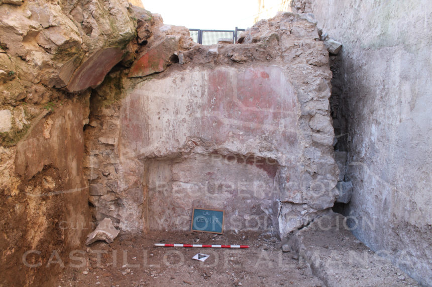 Excavación arqueológica en el Castillo de Almansa